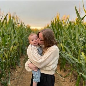 Meet your Posher, Clara